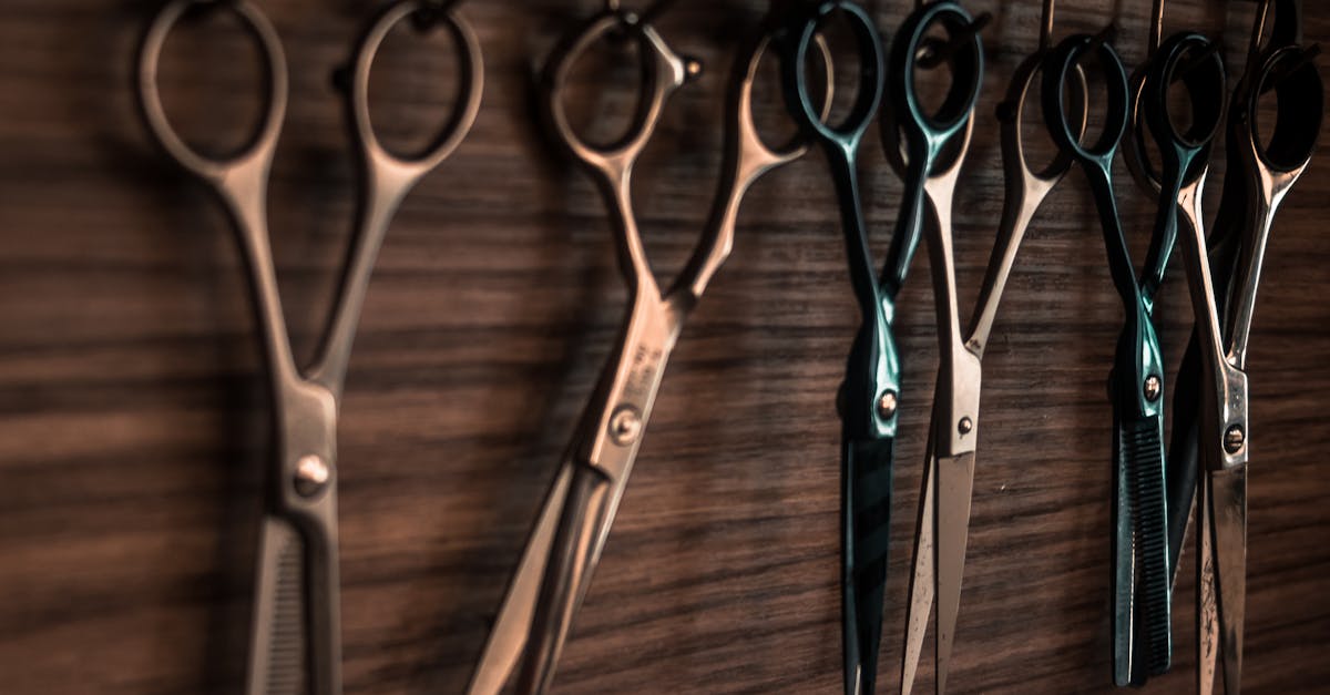 découvrez notre bdsm kit complet pour explorer vos fantasmes en toute sécurité. accessoires, qualité et plaisir réunis pour débutants et experts. livraison discrète.
